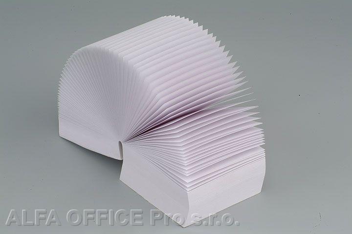 Záznamní kostka bílá - 8,5 x 8,5 x 5 cm / lepená vazba