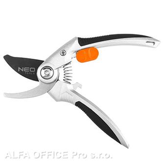 Neo Tools Zahradní nůžky, průměr řezu 20mm, délka 210mm, délka čepele 46mm, ocel
