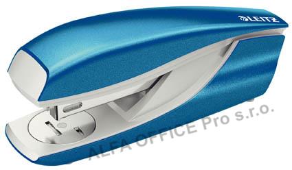 Kancelářský sešívač Leitz Nexxt 5502 / metalická modrá - 30 listů
