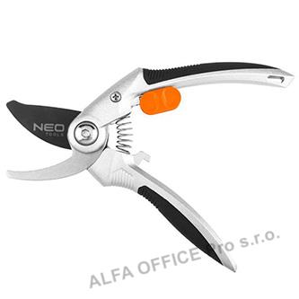 Neo Tools Zahradní nůžky, průměr řezu 20mm, délka 210mm, délka čepele 46mm, ocel